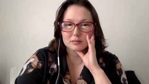 Snapshot of missmistressmal chatting on 06/05/26, 04:35 missmistressmal online show from 06/05/26, 04:35