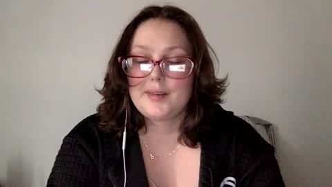 Snapshot of missmistressmal chatting on 07/22/26, 10:45 missmistressmal online show from 07/22/26, 10:45