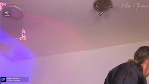 Snapshot of missmonaco chatting on 01/31/25, 05:51 Emma Rivera online show from 01/31/25, 05:51