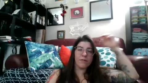 Snapshot of missmonatoyou chatting on 02/05/26, 12:59 MissMona online show from 02/05/26, 12:59