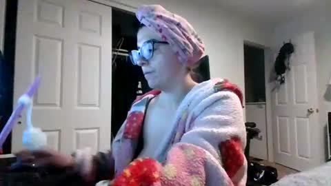 MissMona online show from 04/21/26, 10:32