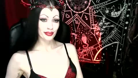 Snapshot of missmoondoll chatting on 01/30/25, 05:09 MissMoonDoll online show from 01/30/25, 05:09