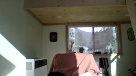 Snapshot of missmoonmagic13 chatting on 12/13/24, 08:47 Maxxx online show from 12/13/24, 08:47