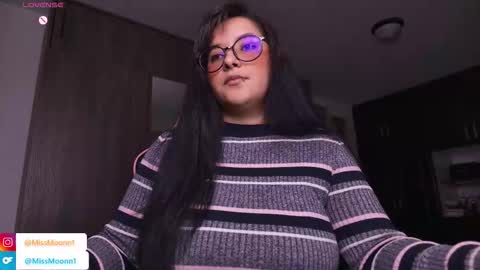 Snapshot of missmoonn chatting on 11/08/25, 08:18 MissMoon online show from 11/08/25, 08:18