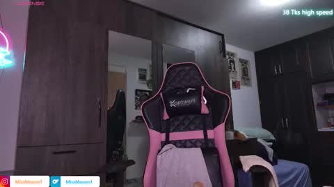 MissMoon online show from 03/15/26, 05:08