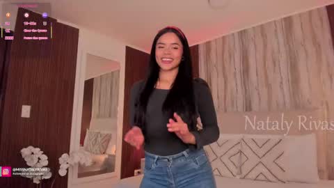 Snapshot of missnataly_ chatting on 09/23/25, 09:51 Nataly Rivas online show from 09/23/25, 09:51