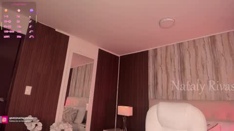 Snapshot of missnataly_ chatting on 10/10/25, 09:58 Nataly Rivas online show from 10/10/25, 09:58