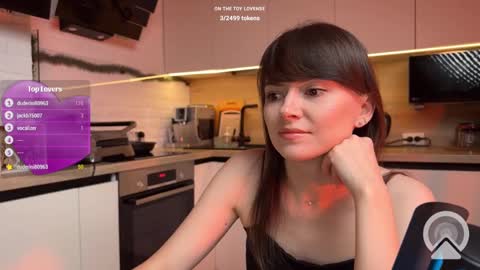 Miss Natasha online show from 01/14/25, 10:55