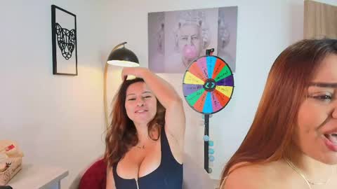 Snapshot of missniley chatting on 05/13/26, 02:14 Niley online show from 05/13/26, 02:14