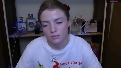 Snapshot of missoliviaa_ chatting on 01/09/25, 11:36 Olivia online show from 01/09/25, 11:36