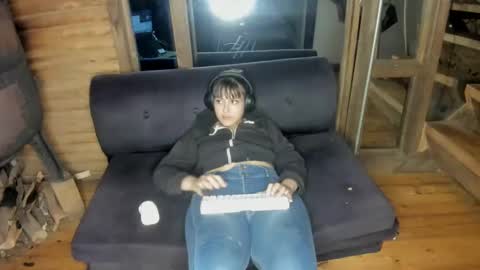 Snapshot of misspink152015 chatting on 02/23/25, 01:24 sarah online show from 02/23/25, 01:24