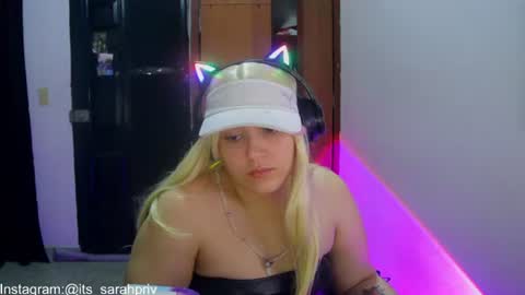 Snapshot of misspink152015 chatting on 07/20/26, 09:28 sarah online show from 07/20/26, 09:28