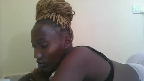 pretty gal online show from 03/06/25, 09:14