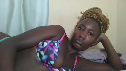 pretty gal online show from 03/12/25, 10:05