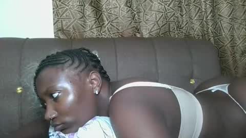 pretty gal online show from 11/22/25, 02:10