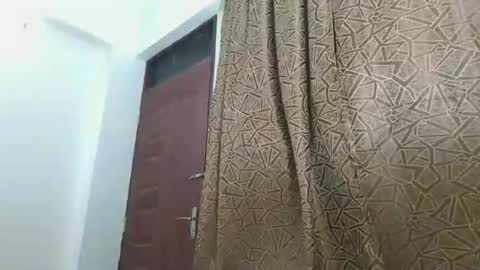 pretty gal online show from 12/17/25, 03:51