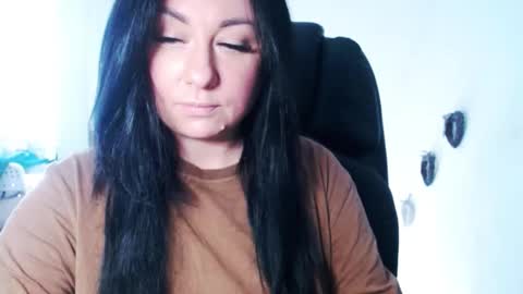 Missqueen1416 online show from 11/04/25, 09:19