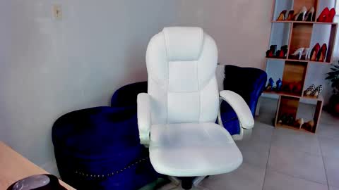 Miss Rhodes online show from 02/13/26, 10:17