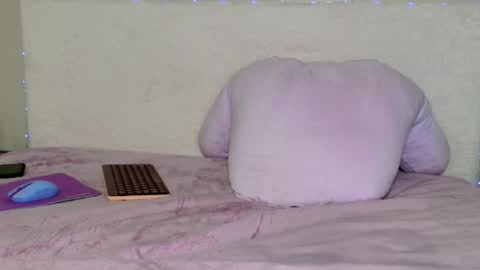 Rose  online show from 04/22/26, 03:09