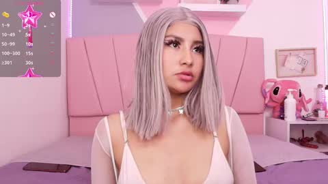 Luna online show from 02/21/25, 07:43