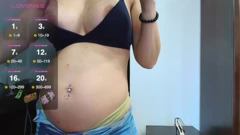 Olivia FOLLOW ME TO GET   Thumb UP me please its important   online show from 06/30/26, 07:31