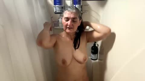 Miss Spooky Silverstacker online show from 09/19/25, 11:00