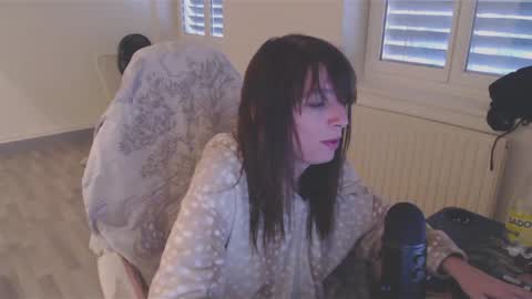 Snapshot of missthon chatting on 12/13/24, 01:55 missthon online show from 12/13/24, 01:55