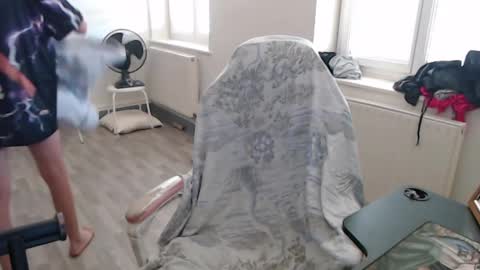 Snapshot of missthon chatting on 12/26/24, 01:10 missthon online show from 12/26/24, 01:10