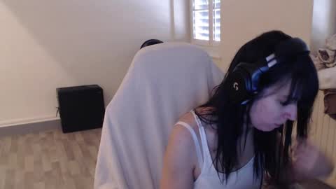 Snapshot of missthon chatting on 01/30/25, 10:40 missthon online show from 01/30/25, 10:40