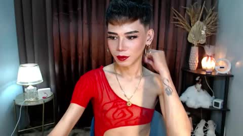 Stella online show from 09/18/25, 07:32