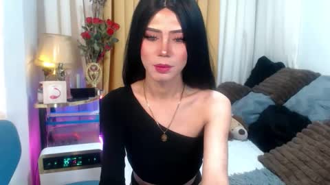 Stella online show from 04/23/26, 06:21