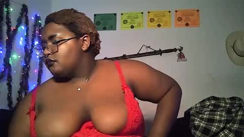Snapshot of misstrezzkristina chatting on 01/07/25, 04:50 Misstrezzkristina online show from 01/07/25, 04:50