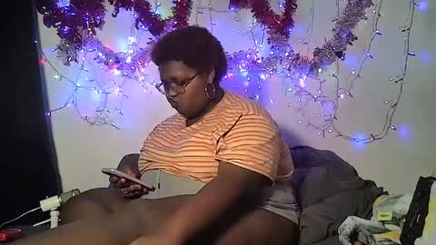 Snapshot of misstrezzkristina chatting on 01/12/25, 03:28 Misstrezzkristina online show from 01/12/25, 03:28