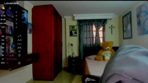 Snapshot of missvalery1 chatting on 05/25/26, 09:54 missvalery1 online show from 05/25/26, 09:54
