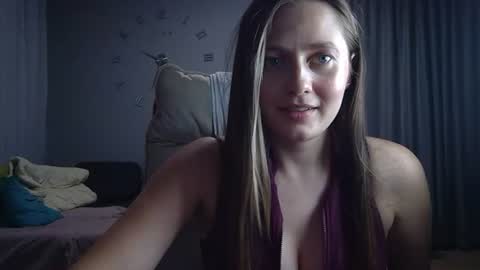 missvasyylisa22 online show from 08/03/26, 04:33