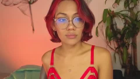Snapshot of missvenuss chatting on 10/22/25, 06:35 IG MISSVENUSS1 online show from 10/22/25, 06:35