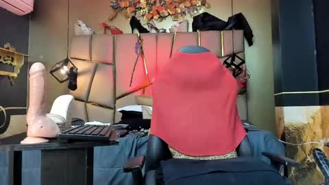Snapshot of missvictoriia chatting on 05/09/26, 01:05 Victoria online show from 05/09/26, 01:05