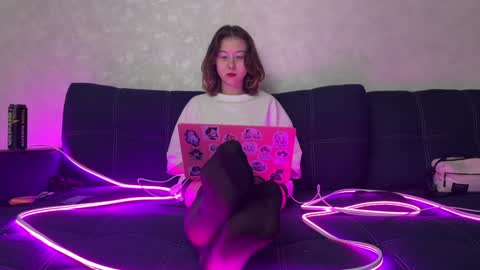 misswishh online show from 12/01/24, 07:03