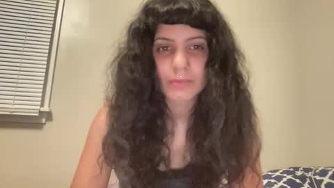 Camila online show from 06/10/26, 01:06