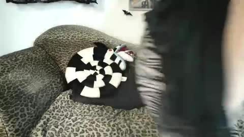 Snapshot of missy_dee chatting on 10/05/25, 04:44 Missy Dee online show from 10/05/25, 04:44