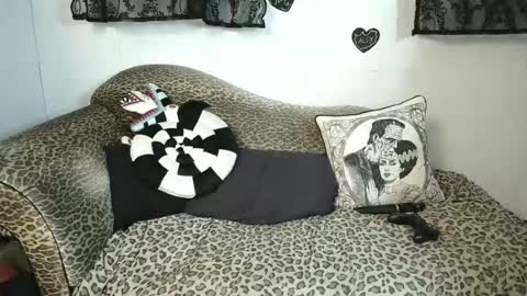 Snapshot of missy_dee chatting on 06/29/26, 10:15 Missy Dee online show from 06/29/26, 10:15