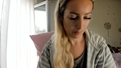 Snapshot of missy_matrix chatting on 10/30/25, 09:33 Missy matrix online show from 10/30/25, 09:33