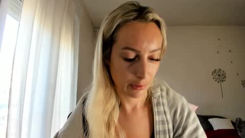 Snapshot of missy_matrix chatting on 11/05/25, 09:20 Missy matrix online show from 11/05/25, 09:20