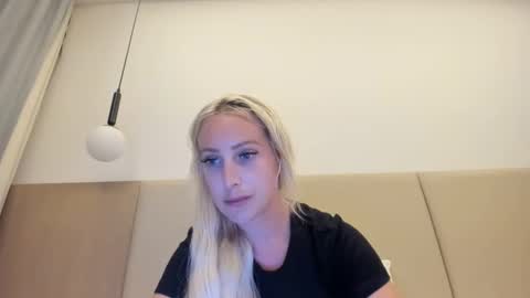 Snapshot of missy_matrix chatting on 11/24/25, 05:45 Missy matrix online show from 11/24/25, 05:45