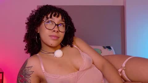 Missy Gainer online show from 10/25/25, 04:02