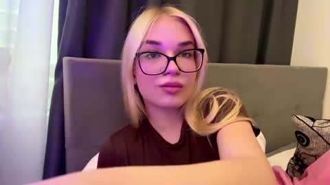 Lucy online show from 07/07/26, 07:56