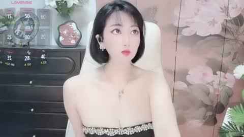 Mist Lili online show from 06/15/26, 01:24
