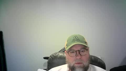 Snapshot of mister_happy567 chatting on 10/07/25, 04:20 Mr. Happy online show from 10/07/25, 04:20
