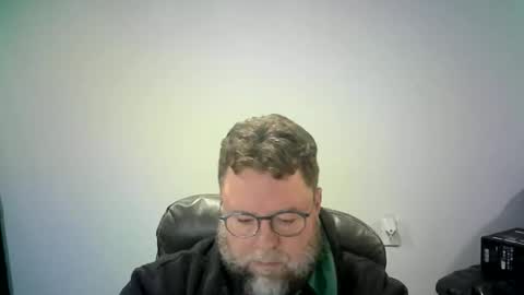 Mr. Happy online show from 11/22/25, 07:18