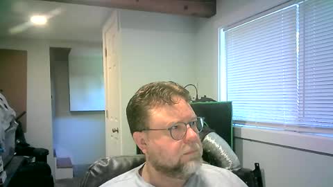 Mr. Happy online show from 06/15/26, 04:09